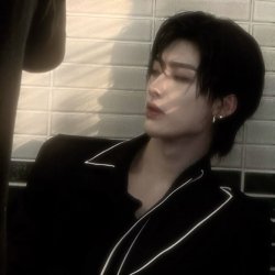 تصویر پروفایل