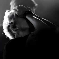 عکس 𝖸𝗎𝗁𝖺𝗇