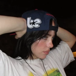 عکس 𝖧𝖺𝖭𝖺 𝗈𝖿𝖿