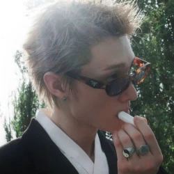 تصویر پروفایل