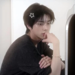 عکس 𝗏𝖺𝗅ᥱ𝗋𝗂𝖺