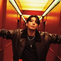 عکس 𝐀𝐫𝐦𝐲𝐚