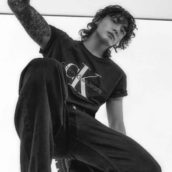 عکس ⟭⟬𝓐𝓡𝓜𝓨⟭⟬