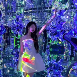 عکس 𝖣𝗂𝖺𝗇𝖺