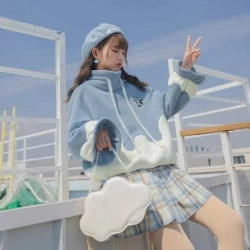 عکس Cₕₐᵣₗₒₜₜₑ🍓