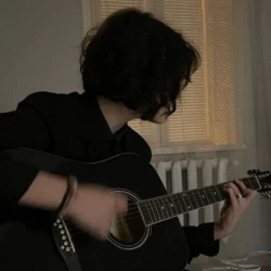 عکس 𝐘𝐮𝐧𝐨