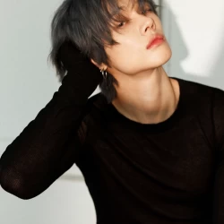 عکس 𝖲𝗁𝖺𝗁𝗈