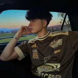 عکس 𝘗𝘢𝘳𝘴𝘢