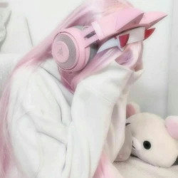 عکس 🎀𝓀𝒾𝒶𝓃𝒶✯