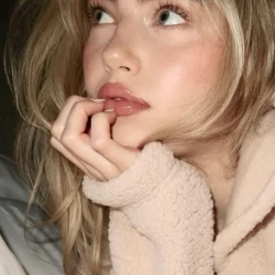 عکس 𝙈𝙖𝙧𝙩𝙖