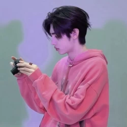 عکس 𝑭𝒍𝒐𝒓𝒆𝒏𝒄`