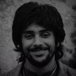 عکس 𝖯𝖺𝗇ı