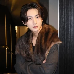 عکس 𝗃𝗎𝗇𝗀𝗐𝗈𝗇