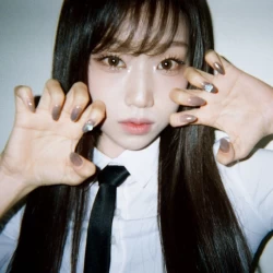 عکس 𝒟𝗈𝗋𝗂𝗌