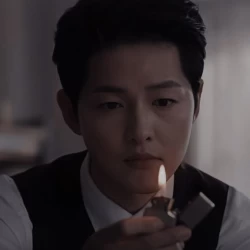 عکس 𝐉𝐨𝐨𝐧𝐠 𝐤𝐢