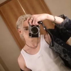 تصویر پروفایل