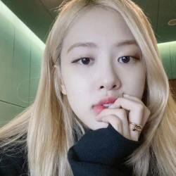 عکس 🥐کروسان