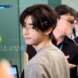 عکس 𝑭𝒍𝒐𝒓𝒆𝒏𝒄`