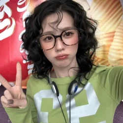 عکس 𝓜𝓸𝓸𝓷