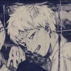 عکس لک★سی دستش خورد