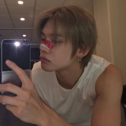 عکس 𝖽𝗈𝗁𝗐𝖺𝗇