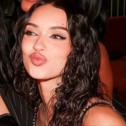 عکس 𝗇𝗂ℓ𝗏𝖺𝗇𝖺