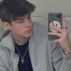 عکس 𝙰𝚛𝚜𝚑𝚒𝚊