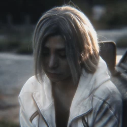 تصویر پروفایل