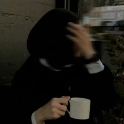 عکس 𝑨𝑵𝑵𝑰𝑬