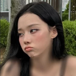 عکس شارلوتᴼᶠᶠ