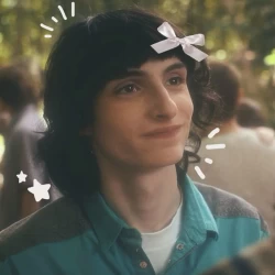 عکس 𐙚ꜱᴏꜰɪᴀ𐙚