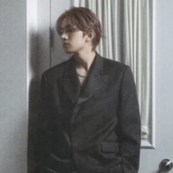 عکس 𝑨𝑵𝑮𝑬𝑳𝑨