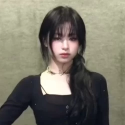 عکس 𝖪𝖺𝗋𝗂