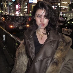 عکس 𝑭𝒍𝒐𝒓𝒆𝒏𝒄`