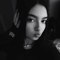 عکس 𝘃𝗂𝗒𝖺𝗇𝖺