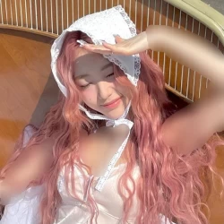 عکس 𝐍𝐢𝐥𝐥𝐚