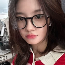 عکس 𝙆𝙮𝙡𝙞𝙚