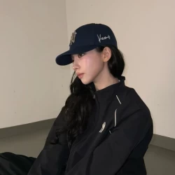 عکس 𝘝𝘢𝙣𝘪𝘭𝘢𝇂