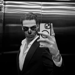 عکس 𝖡𝖺𝗋𝗌𝖺𝗆