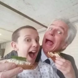 عکس 𝖧𝖾𝗅𝗂𝖺