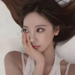 عکس 𝙳ᥱℓα𝗋𝖺๓