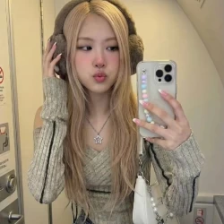 عکس ᵇᵘᵗᵗᵉʳᶠˡʸ