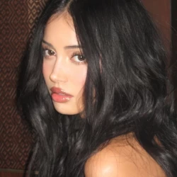 عکس 𝖽𝗂𝗒𝖺𝗇𝖺