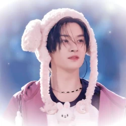 عکس 𝑨𝑙𝒎𝑎