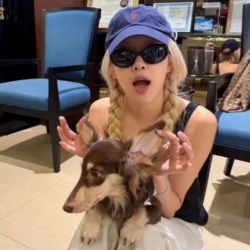 عکس 𝘓𝘢𝘪𝘤y