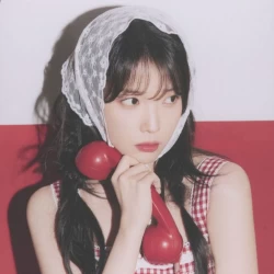 عکس ᥴ𝗁ᥱɾɾᥡ