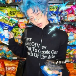 عکس 𝖱𝗂𝗑𝗈𝗇