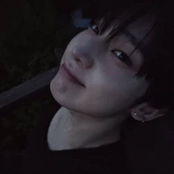 عکس c𝖺𝗋𝗍𝖾𝗋