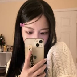 عکس 𝘝𝘢𝙣𝘪𝘭𝘢𝇂