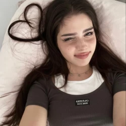 عکس مادربزرElizabet